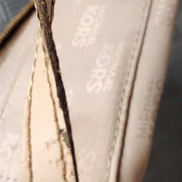 MICHAEL KORS BEAUTY HANDBAG clutch wristlet PATTERN LEATHER Gold BROWN - Picture 8 of 16